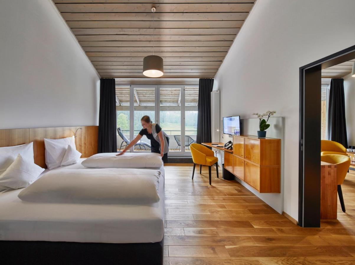 Elzland Hotel Pfauen Wellness & Spa Elzach Exterior photo